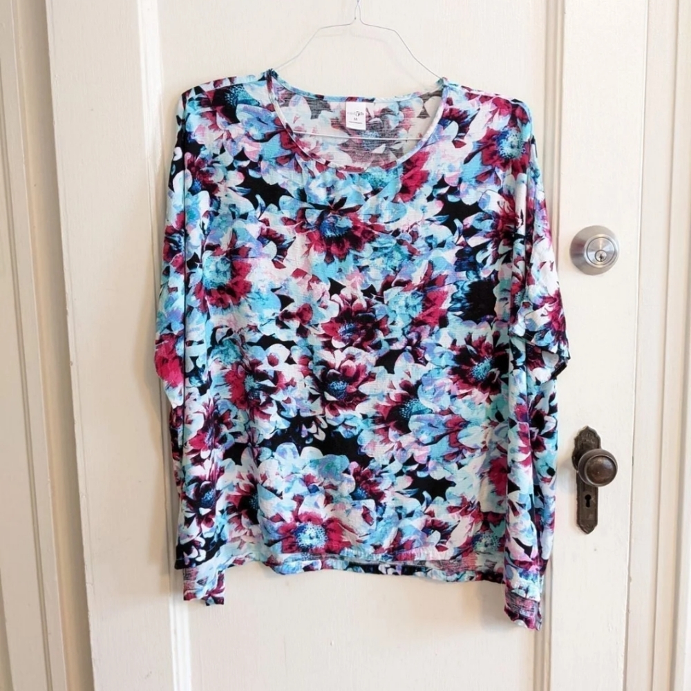 East 5th floral blouse Size M